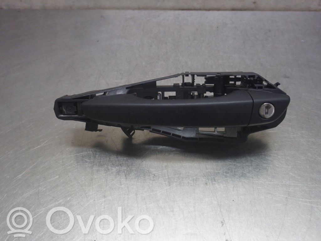 Opel Vivaro Front door exterior handle 