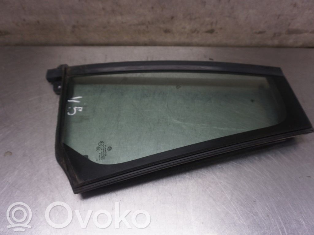 Volkswagen Golf VII Ventanilla de ventilación de la puerta trasera 