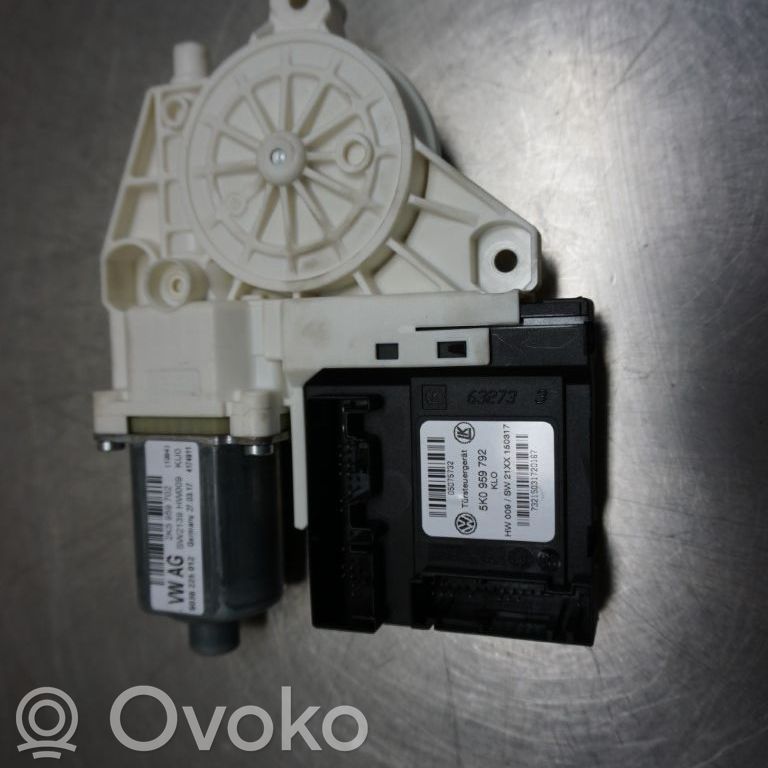 Volkswagen Caddy Silnik regulatora szyby drzwi przednich 