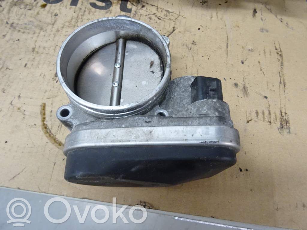 BMW 5 E60 E61 Droselinė sklendė 