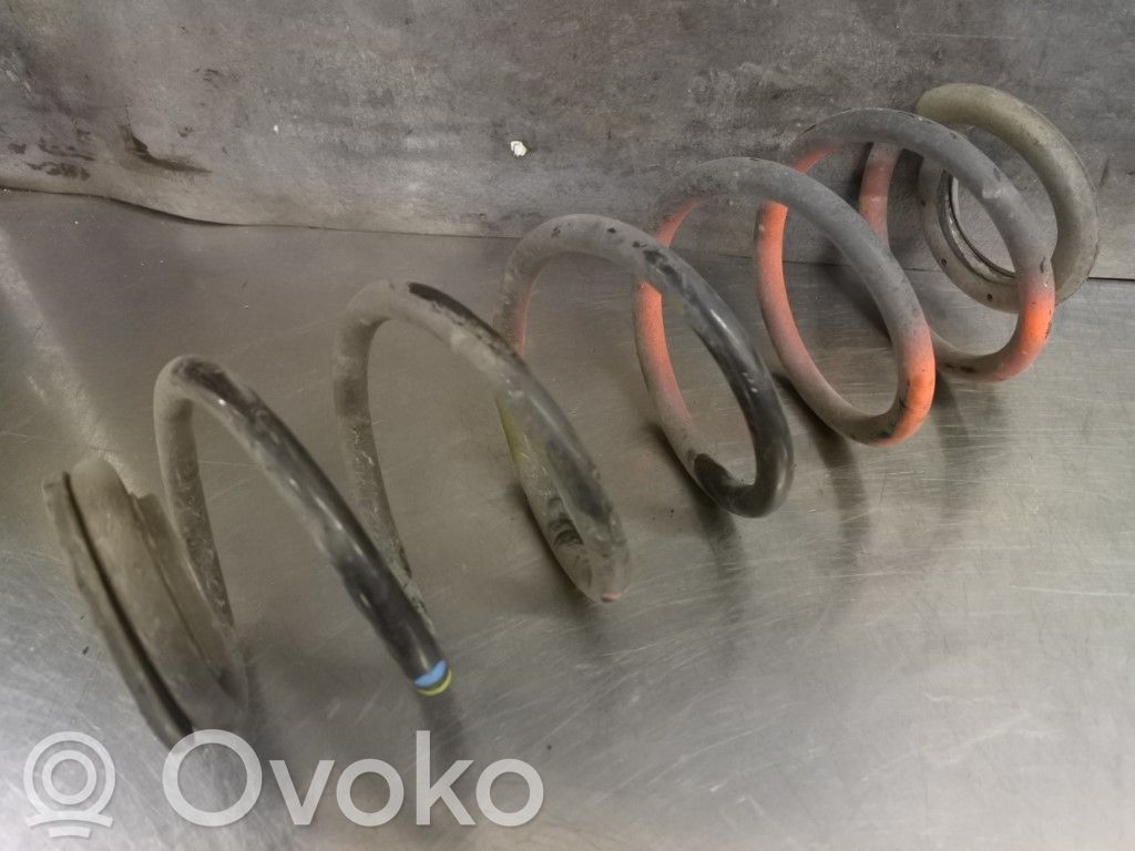 Peugeot 307 Sprężyna tylna 
