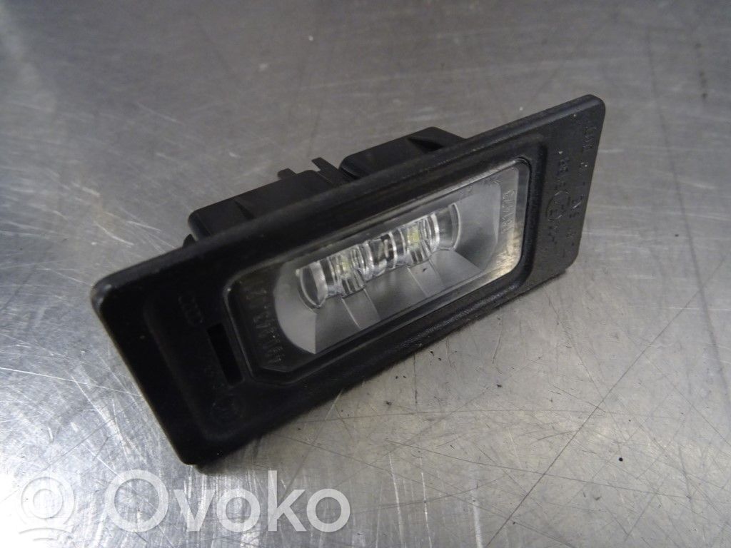 Audi A4 S4 B8 8K Numerio apšvietimas 