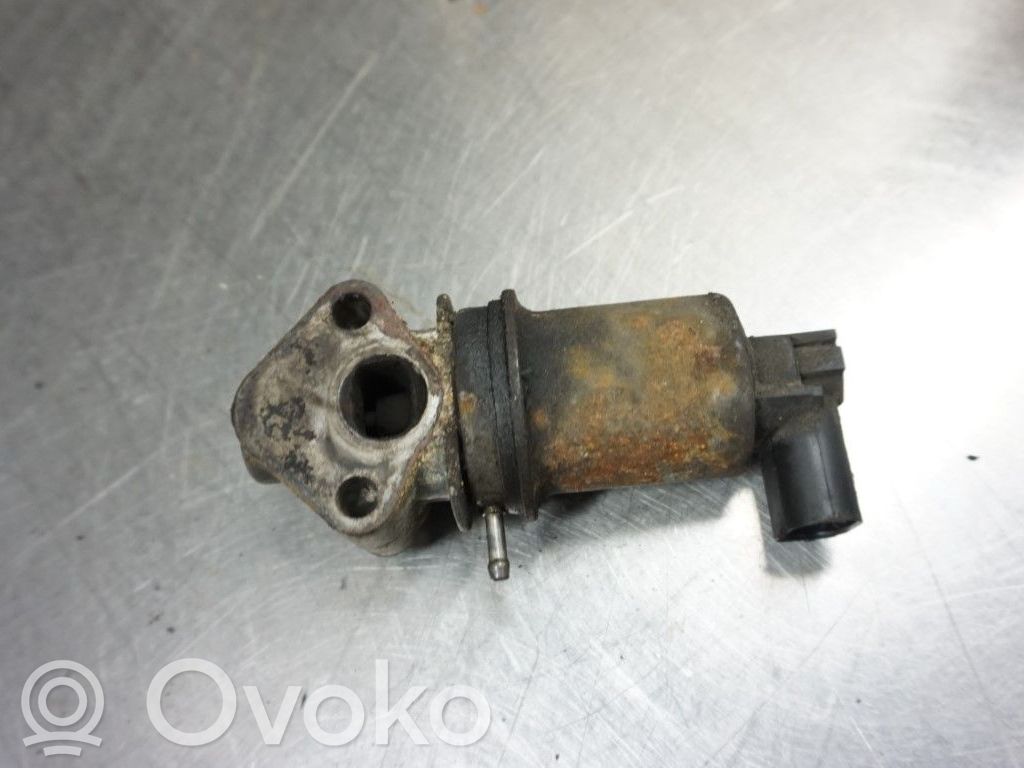 Volkswagen Golf IV EGR valve 