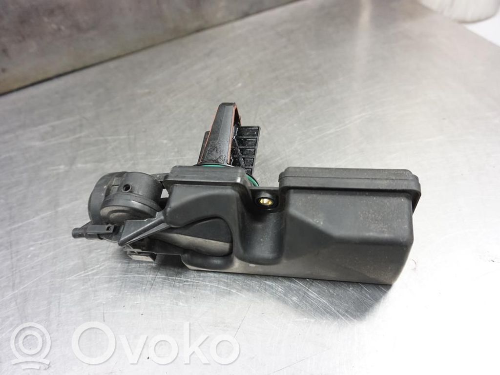 Régulateur de ralenti   11611432557,139077,11611440049