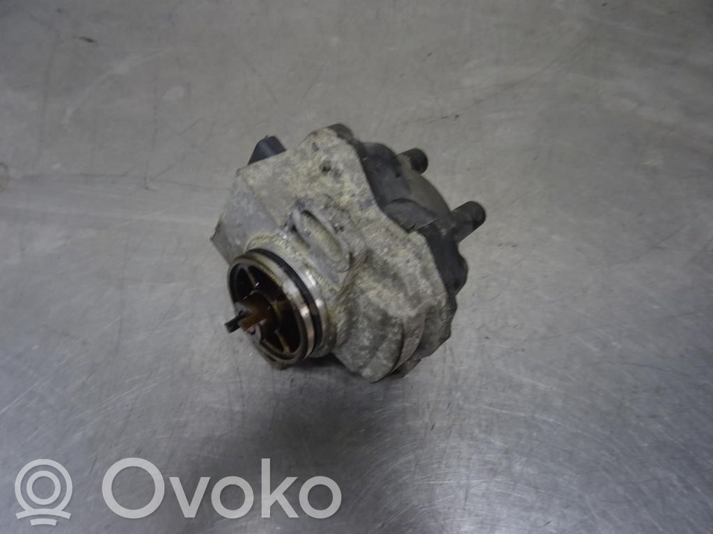 Nissan Almera Kibirkšties paskirstytojas (trampliorius) 