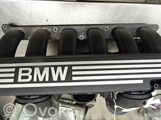 BMW 5 E60 E61 Kolektorius įsiurbimo 