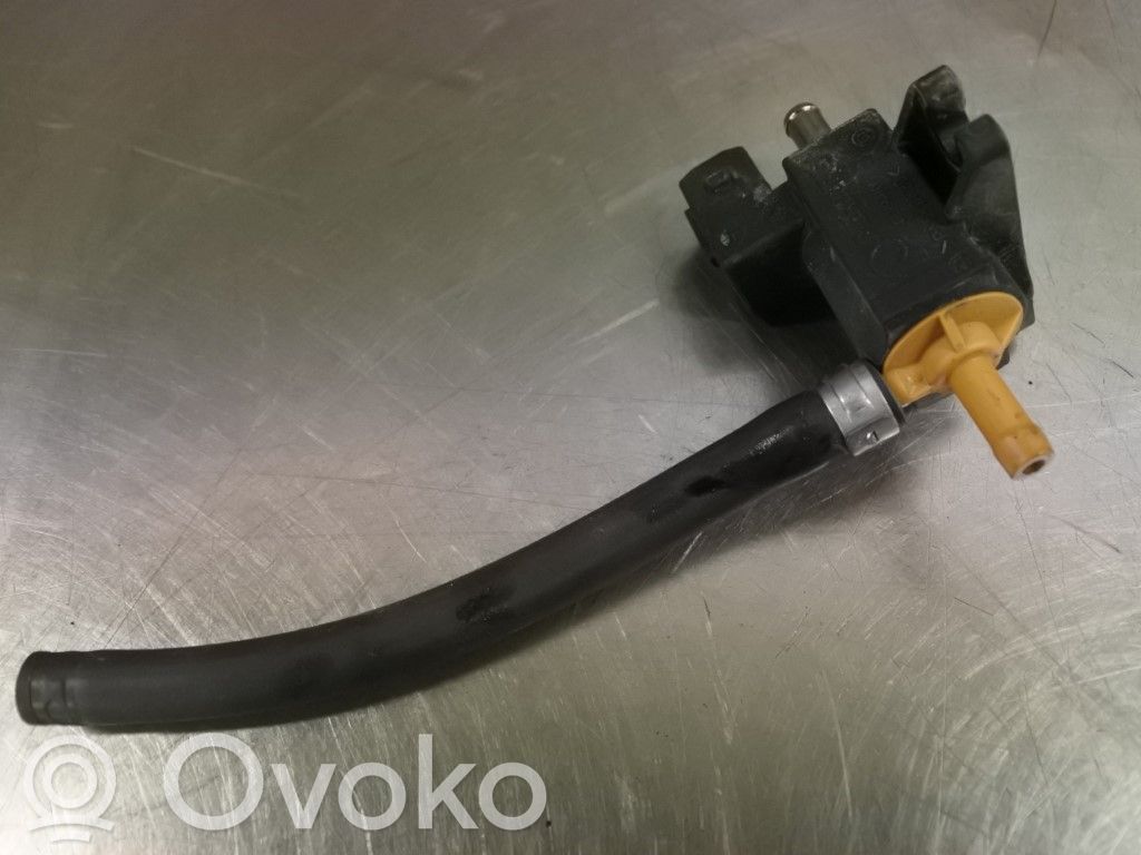 Volvo XC70 Zawór podciśnieniowy 