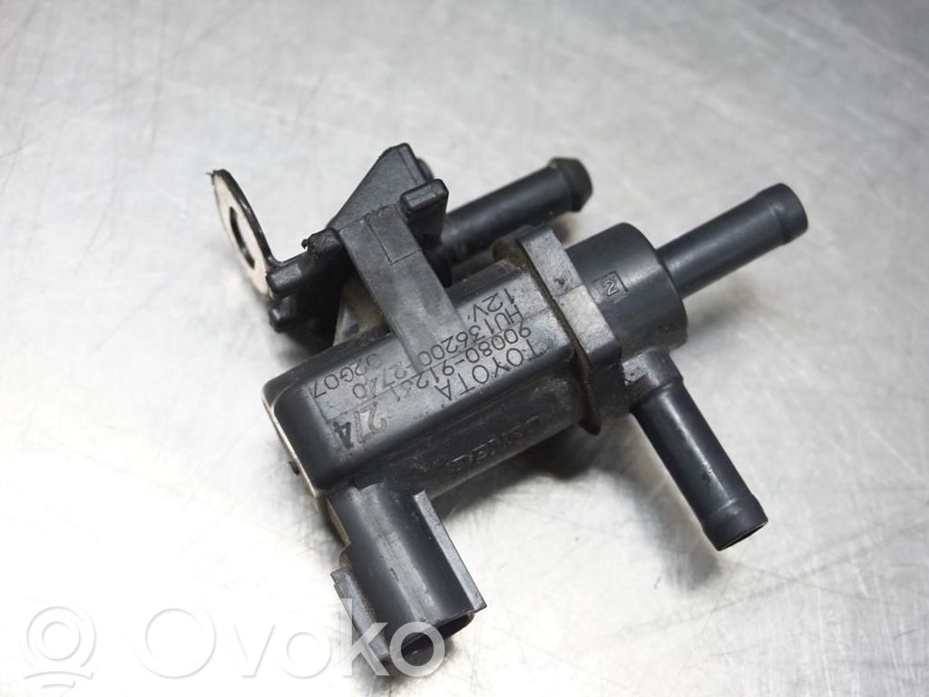 Toyota Avensis T250 Supapă vacuum 