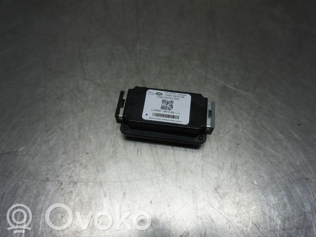 Jaguar XJ X351 Enchufe conector USB 