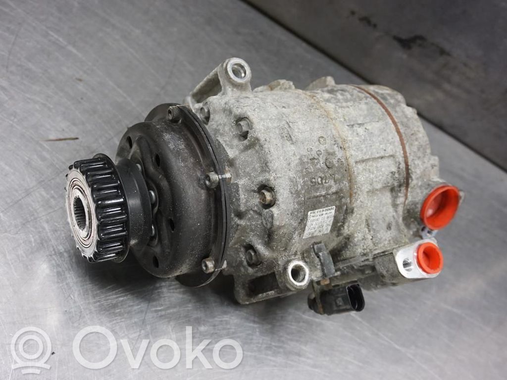 Volkswagen Transporter - Caravelle T5 Kompresor / Sprężarka klimatyzacji A/C 