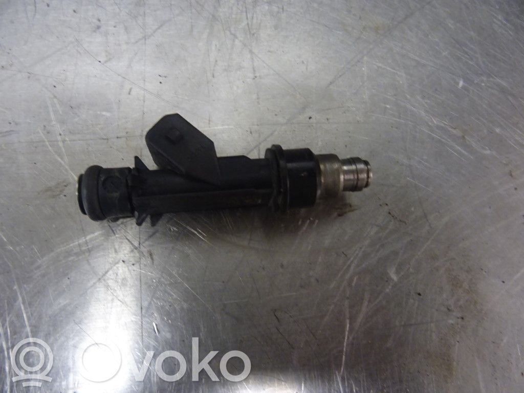 Opel Astra G Inyector de combustible 