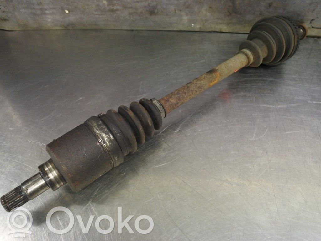 Etuvetoakseli   N000979