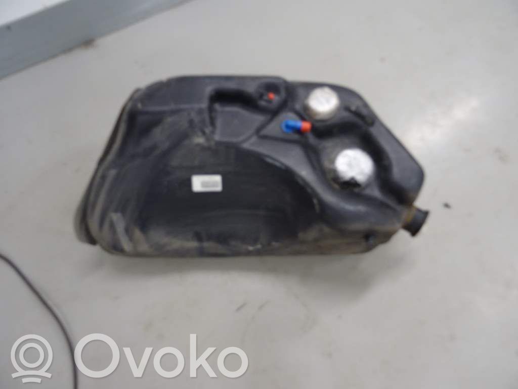 Volvo 850 Polttoainesäiliö 