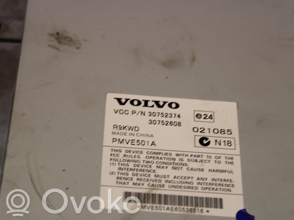 Volvo V50 Garso stiprintuvas 
