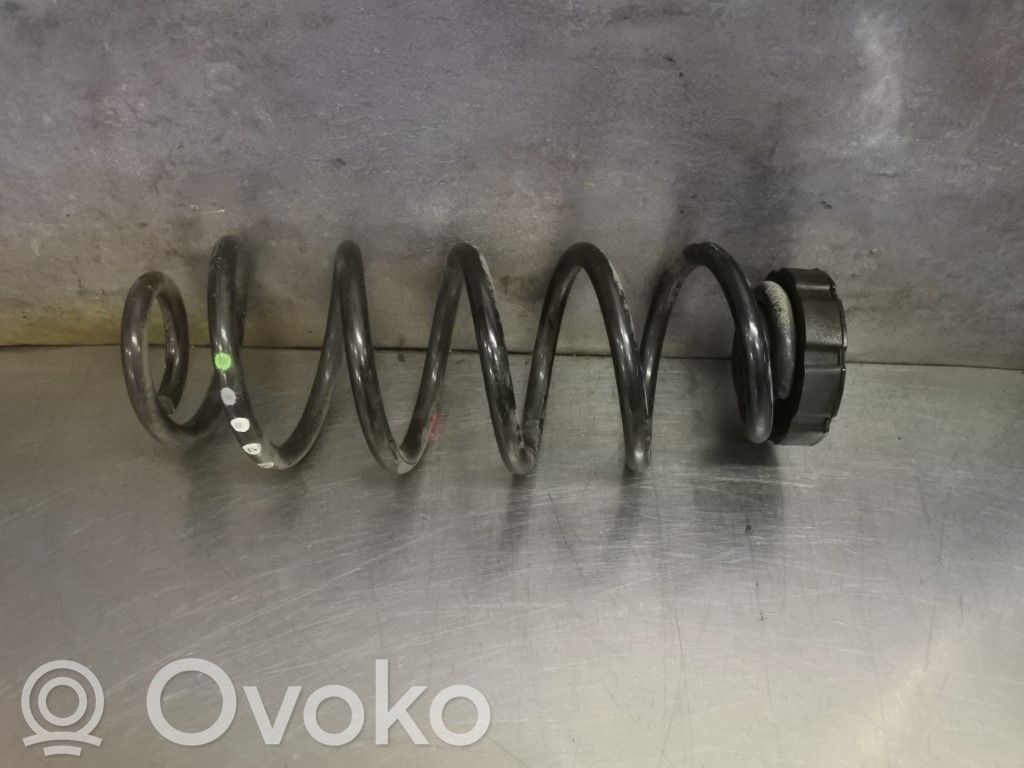 Audi A4 S4 B8 8K Sprężyna tylna 