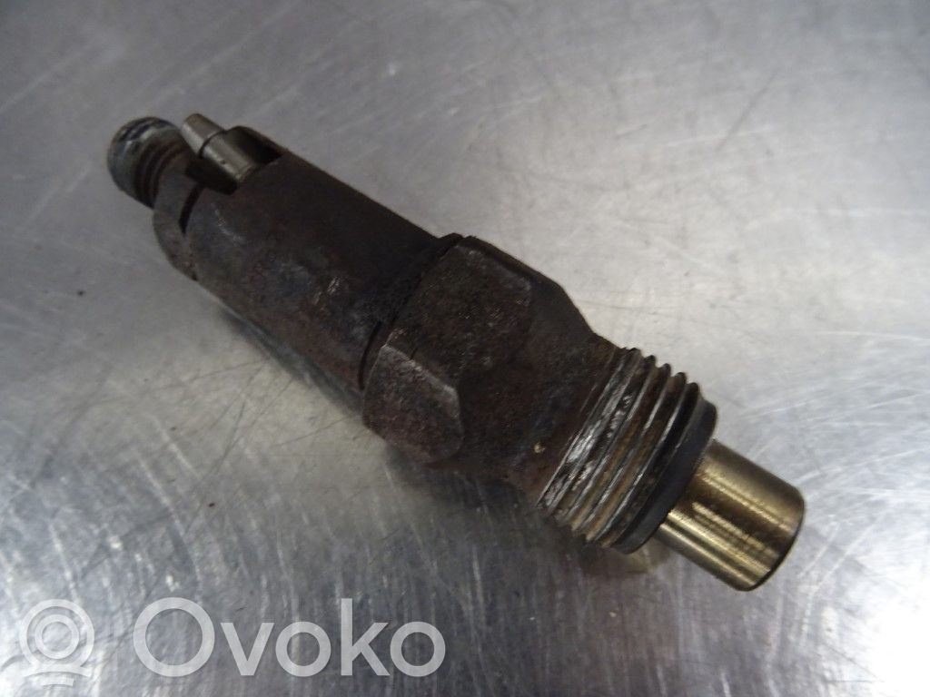 Renault Kangoo I Inyector de combustible 