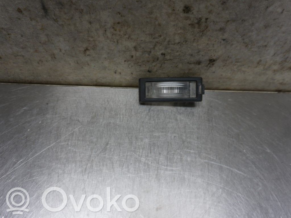Opel Astra J Numerio apšvietimas 