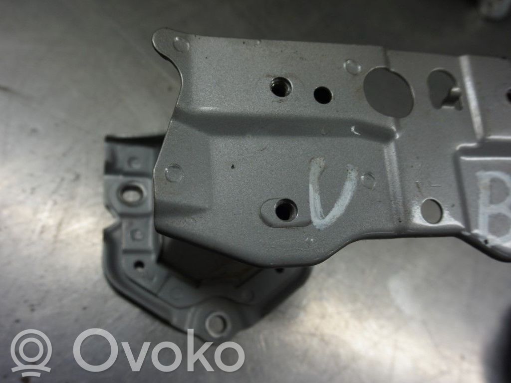 Toyota Verso Deformacinis elementas 