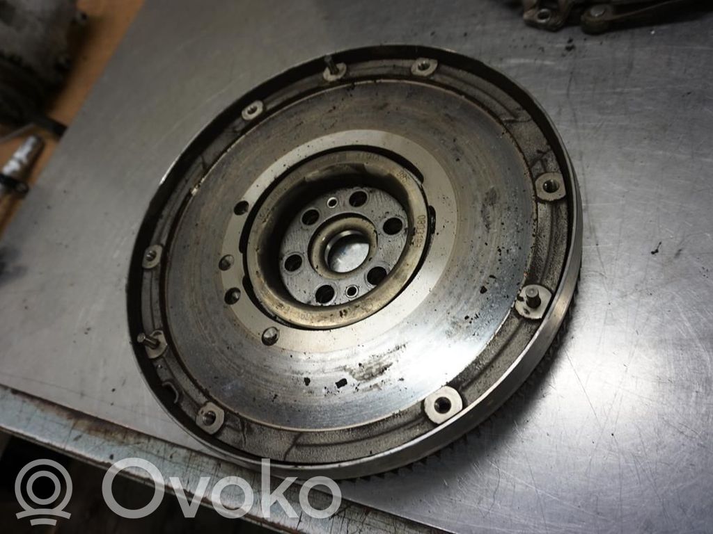 Volvo V50 Vauhtipyörä 