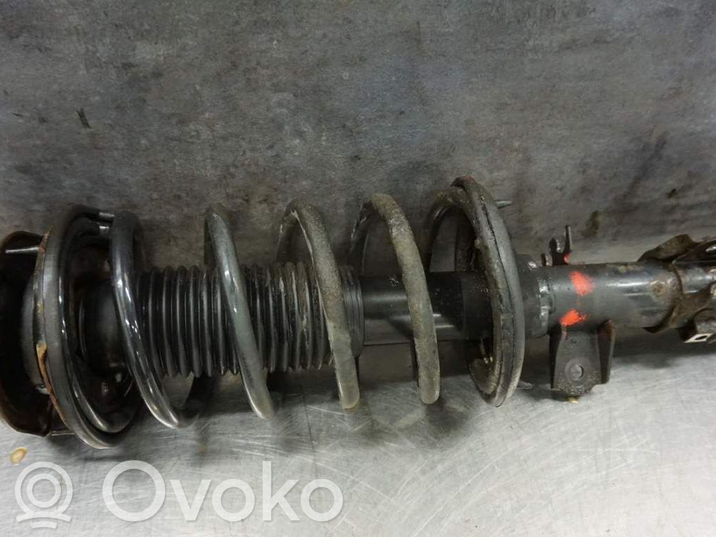 Hyundai Getz Amortyzator osi przedniej ze sprężyną 