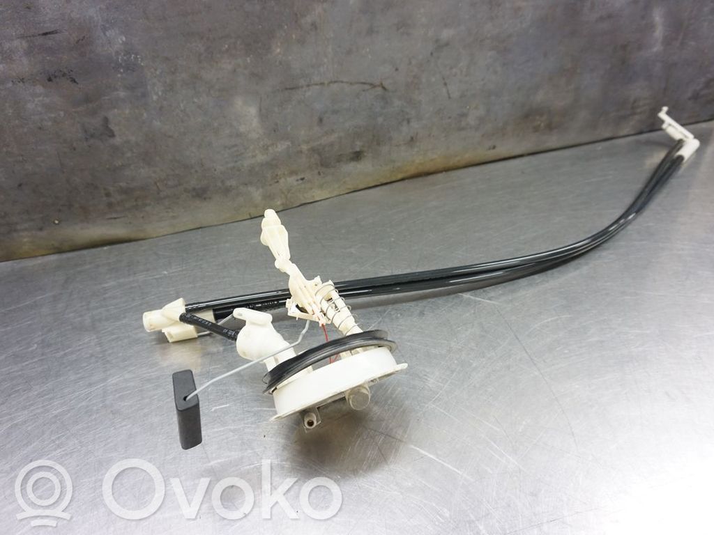 BMW 5 E39 Sensor de nivel de combustible 