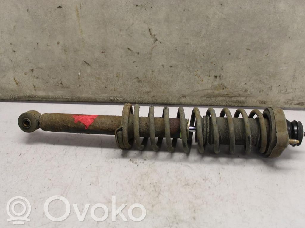 Mitsubishi Carisma Takaiskunvaimennin 
