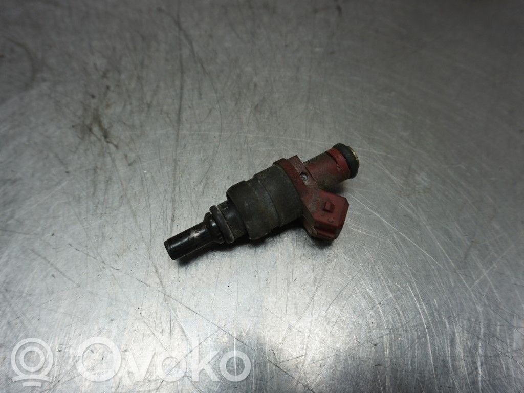 Volvo S40, V40 Inyector de combustible 