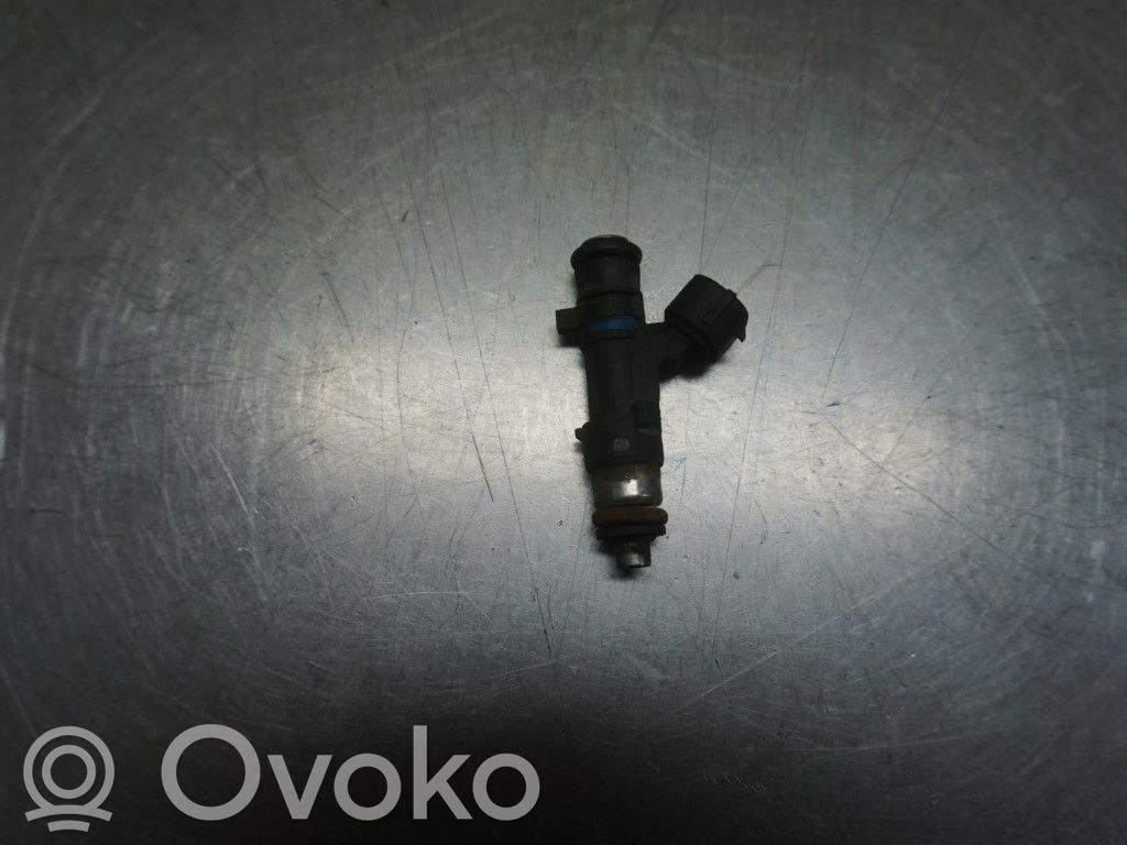 Volkswagen Touran I Inyector de combustible 