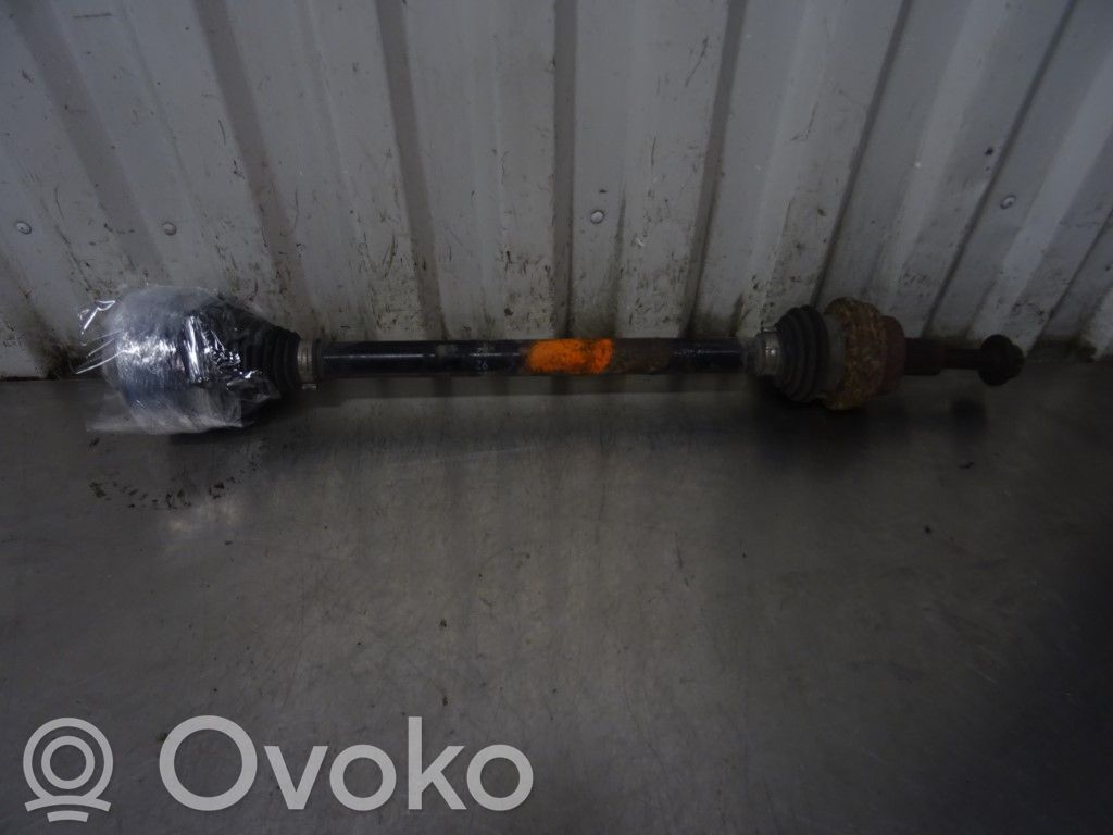 Volkswagen PASSAT CC Półoś tylna 