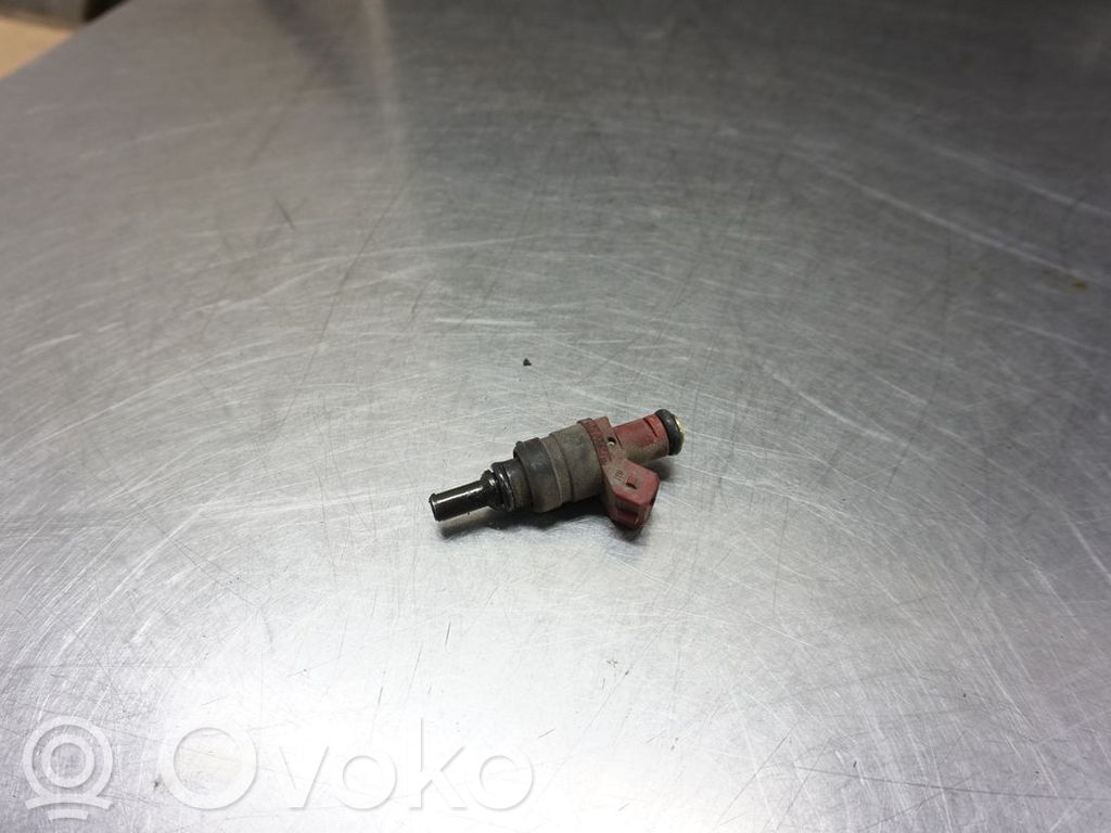 Volvo S40, V40 Inyector de combustible 