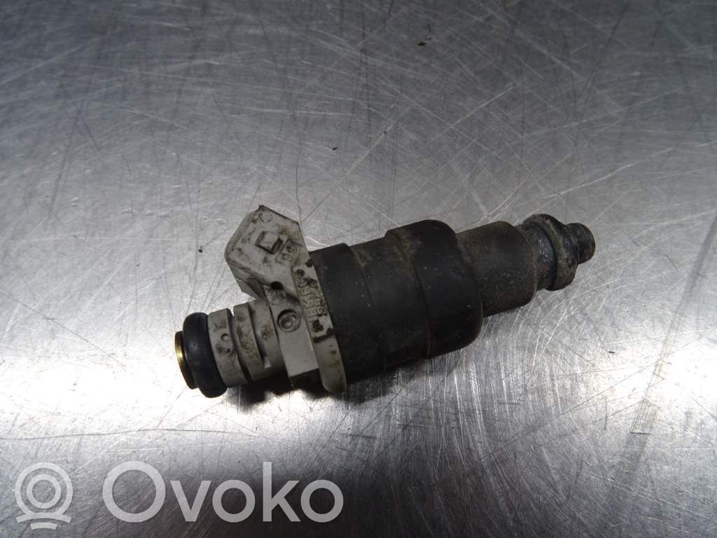 Volvo S40, V40 Inyector de combustible 