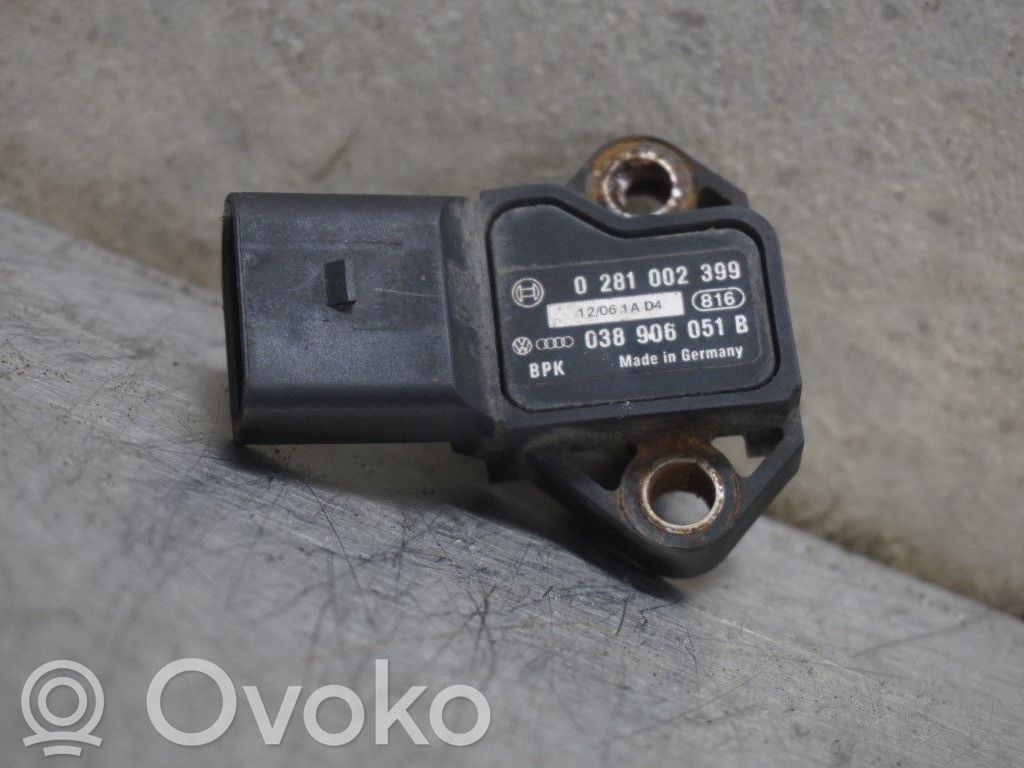 Volkswagen Polo IV 9N3 Czujnik ciśnienia powietrza 