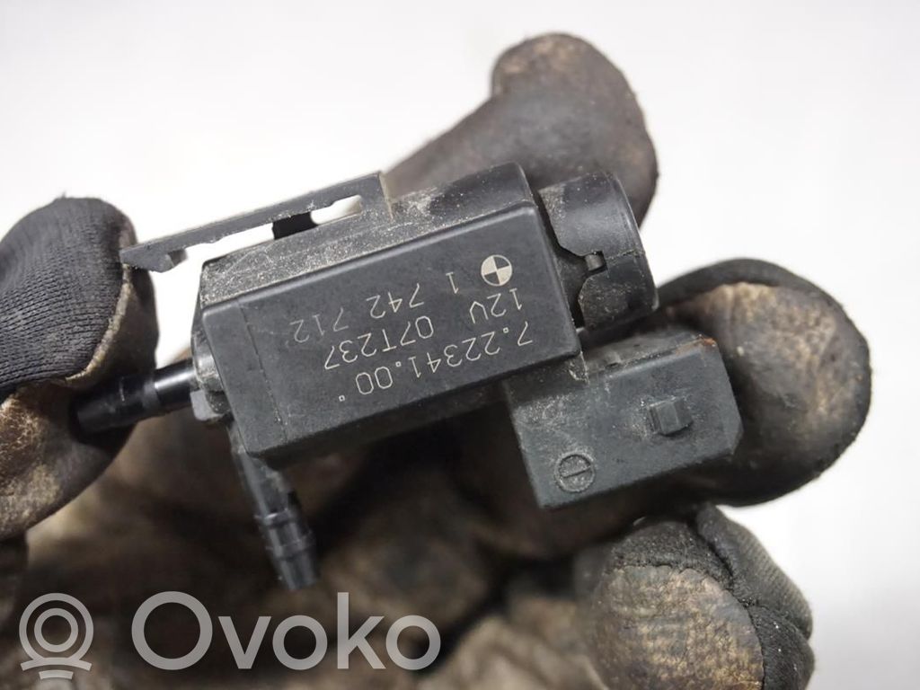 Vacuum valve   0396414,174686