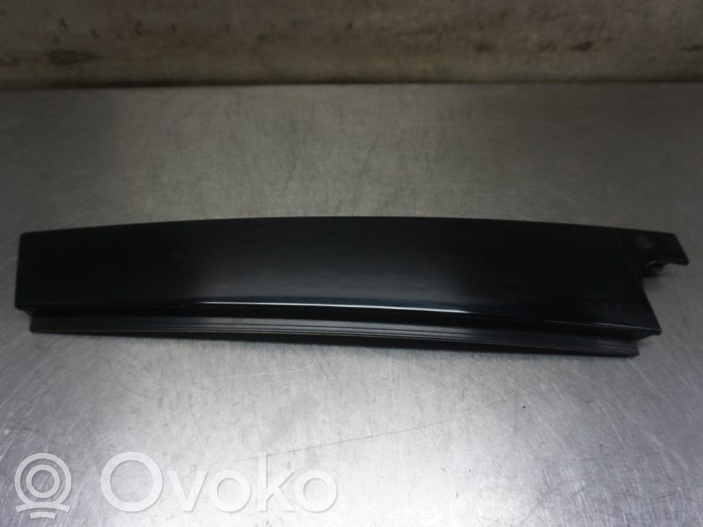 Volkswagen Golf VII Ramă geam lateral spate 