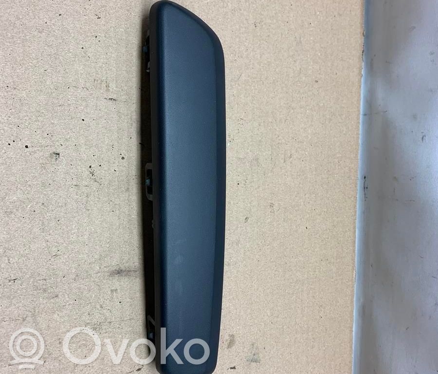 Renault Clio II Rear bumper trim bar molding 