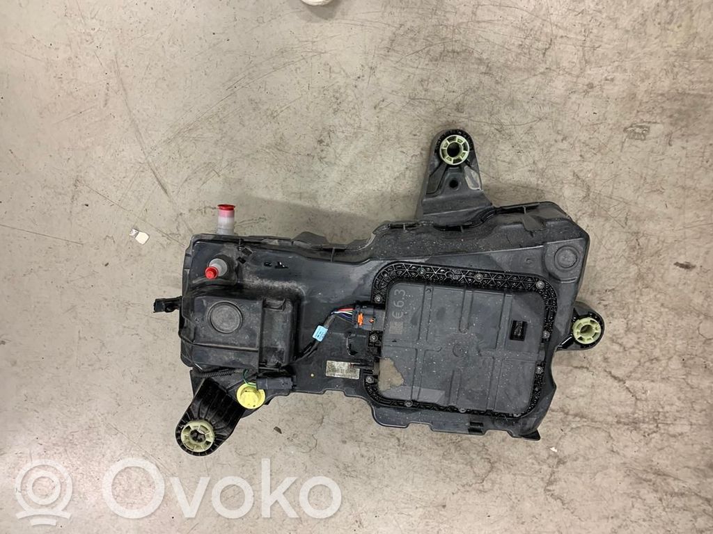 Toyota ProAce City AdBlue liquid reservoir 