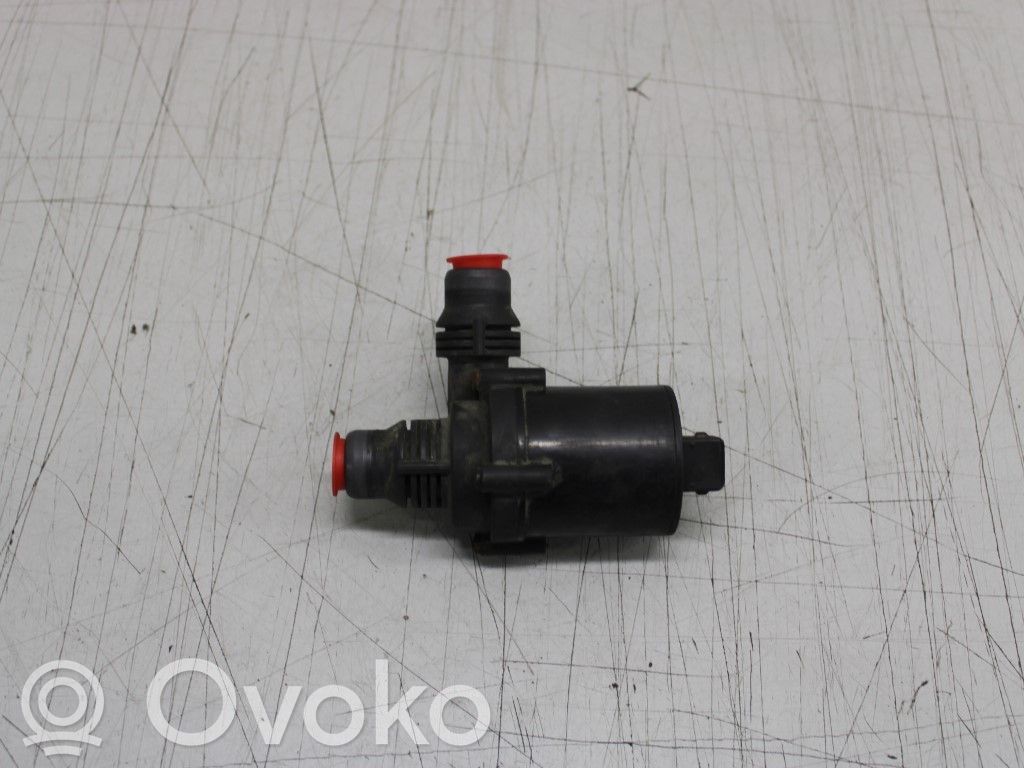 BMW X5 E53 Water pump 