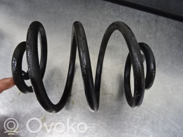 Opel Corsa B Sprężyna tylna 