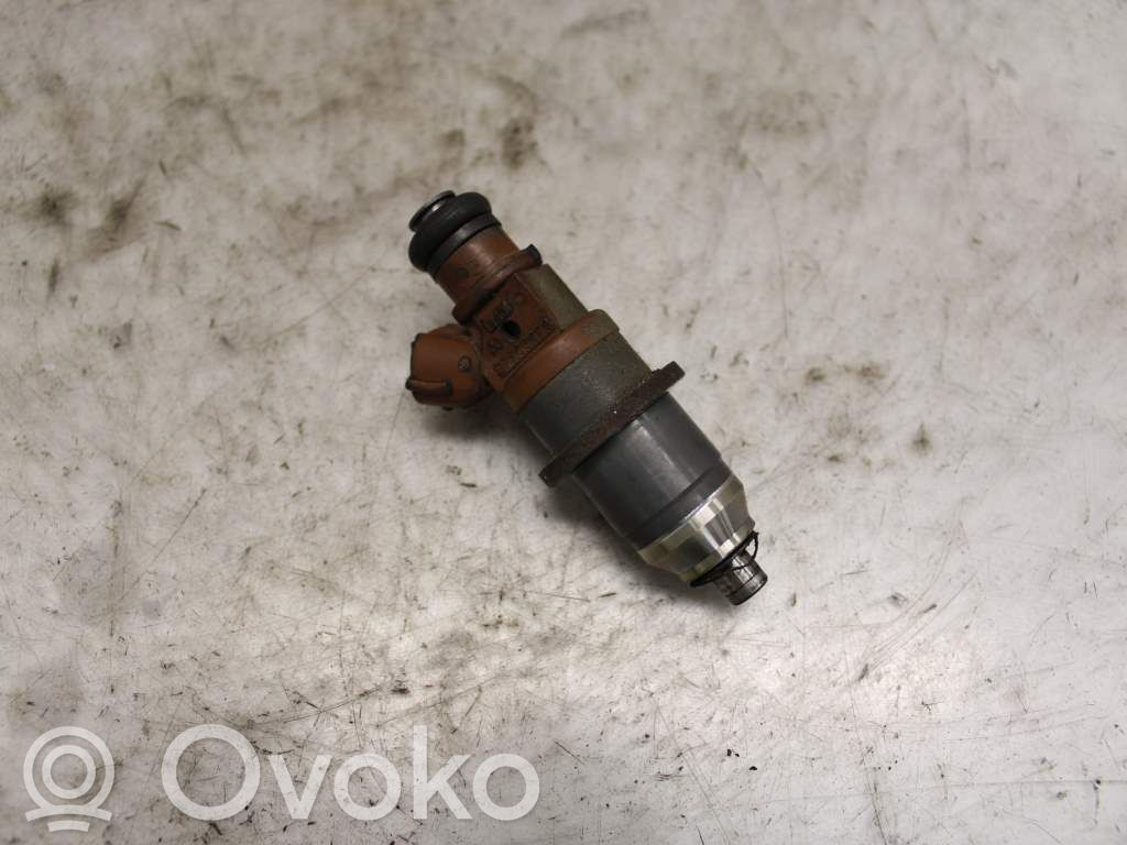 Mitsubishi Space Wagon Inyector de combustible 
