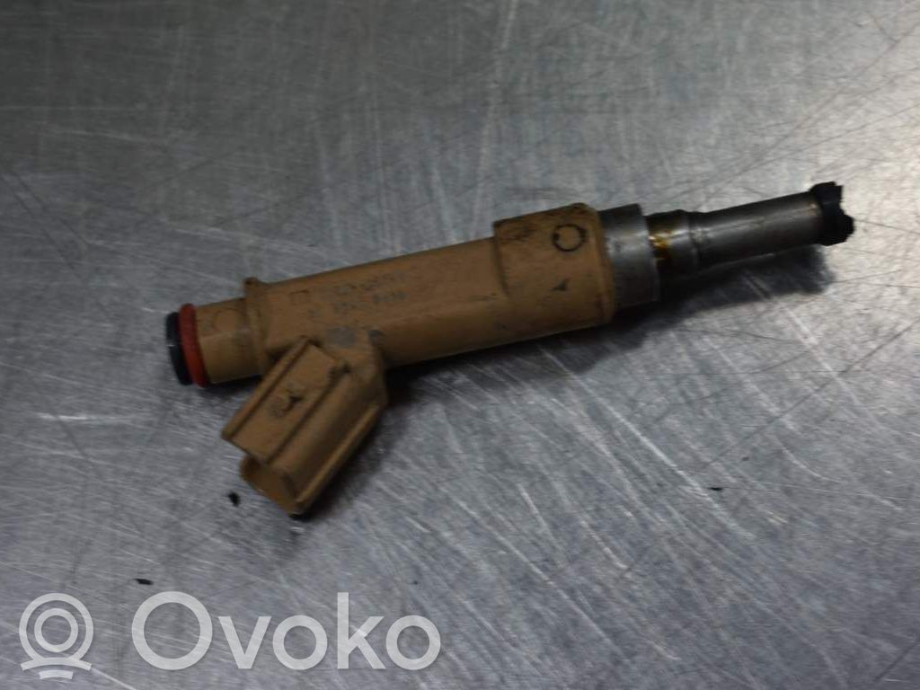 Toyota Auris 150 Inyector de combustible 