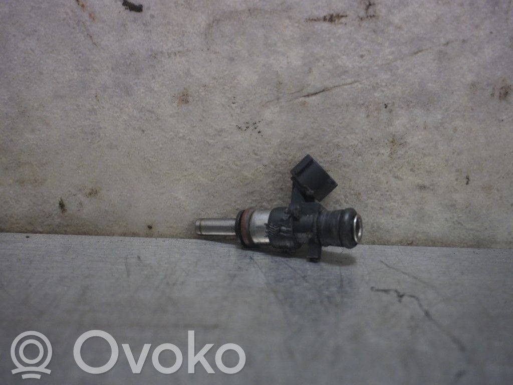 Audi A5 8T 8F Wtryskiwacz paliwa 