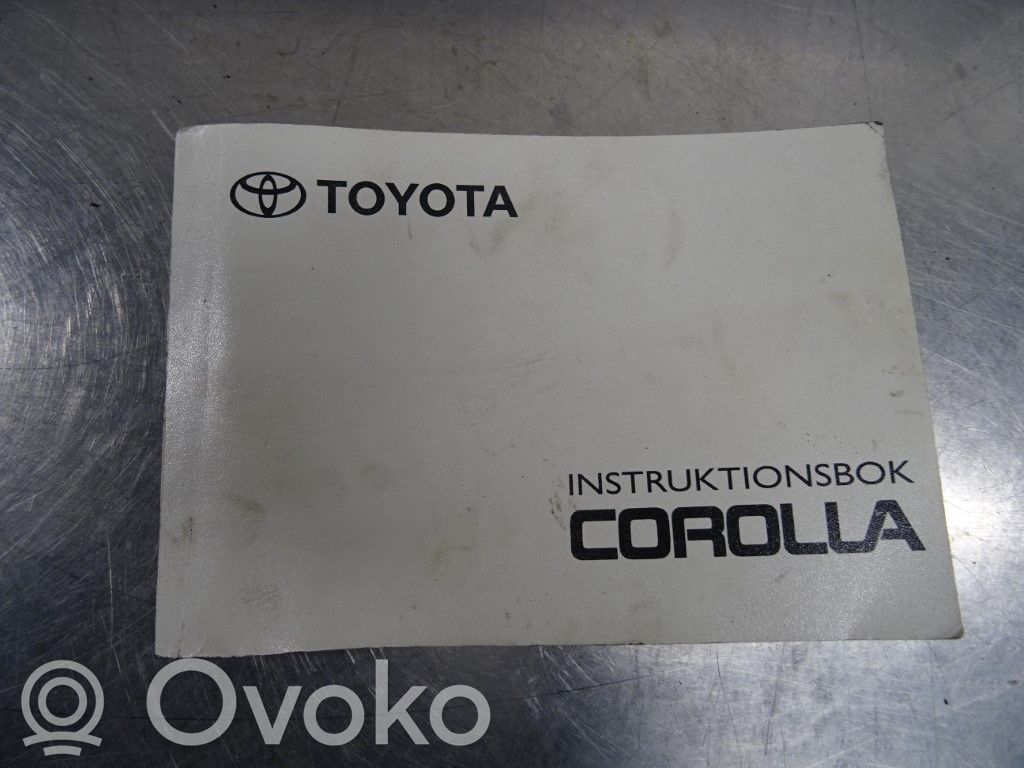 Toyota Corolla E110 Käyttöopas 