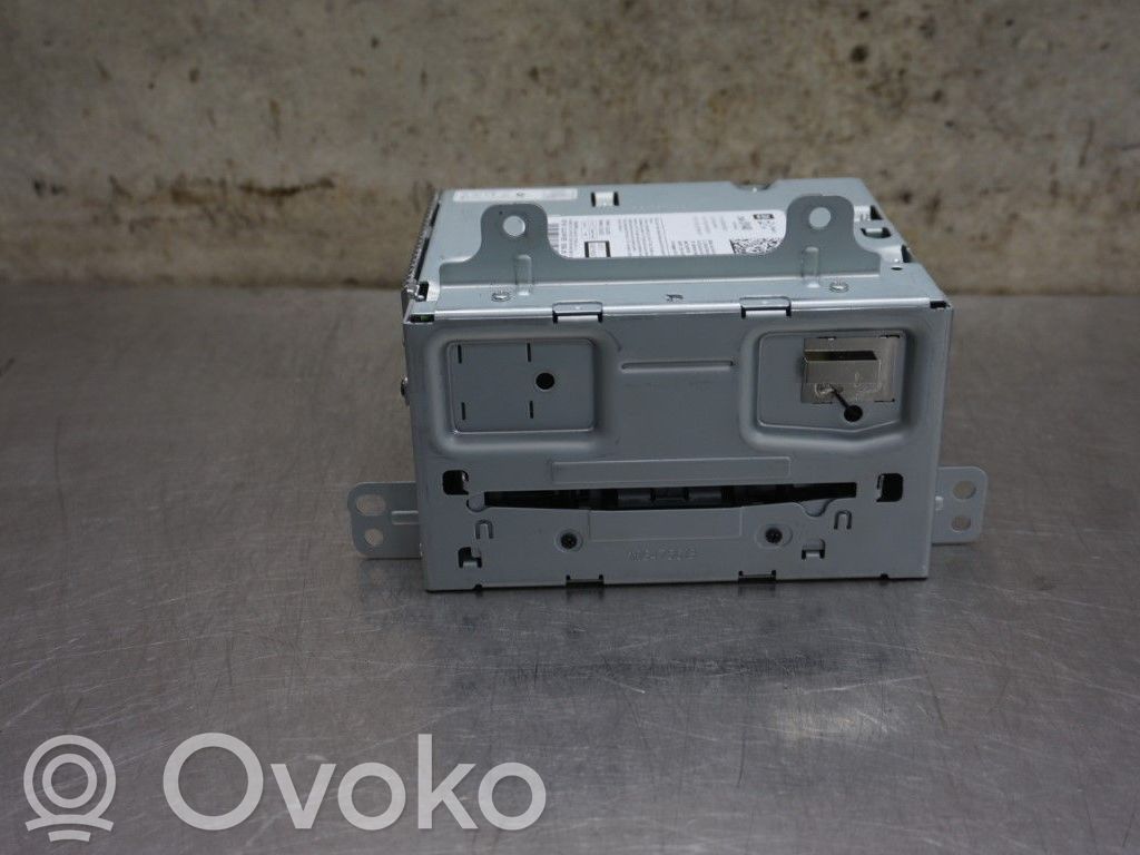 Panel / Radioodtwarzacz CD/DVD/GPS   84046056,251852