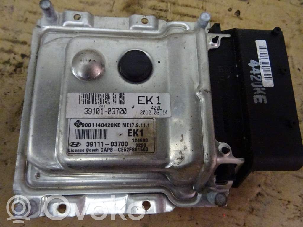 Unité de commande / module d'injection   N005983,3910103700