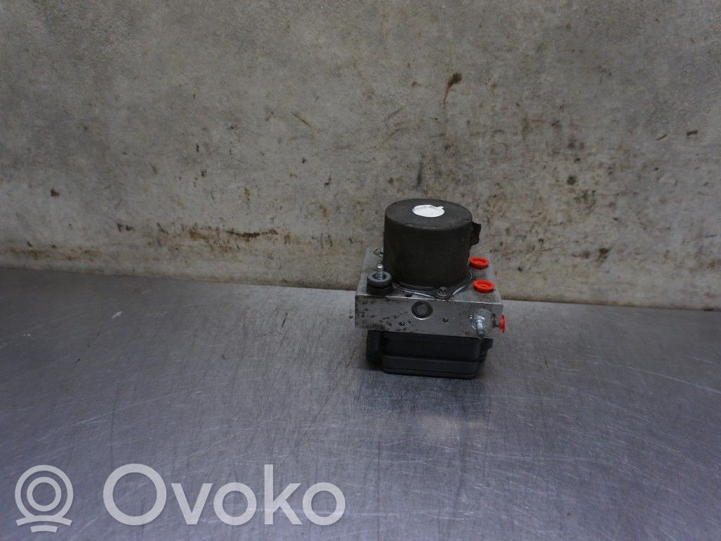 Nissan NV400 Bomba de ABS 