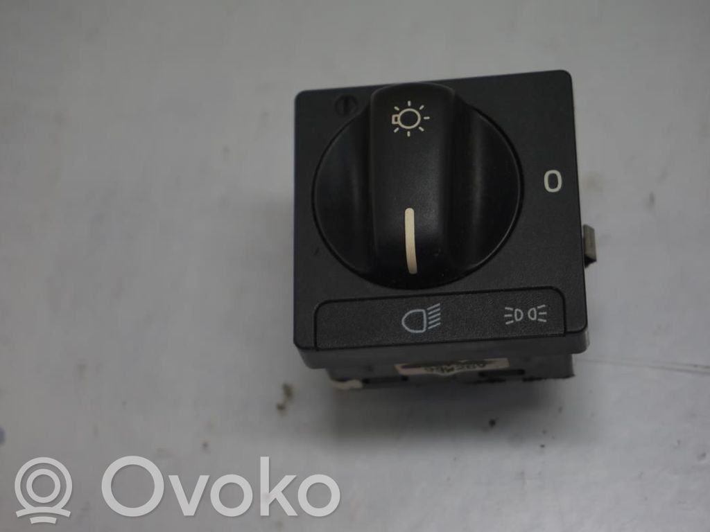 Light switch   9472476,N014659,8622027