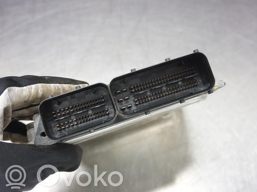Unité de commande / module d'injection   1K0907115,N041228,MED910050