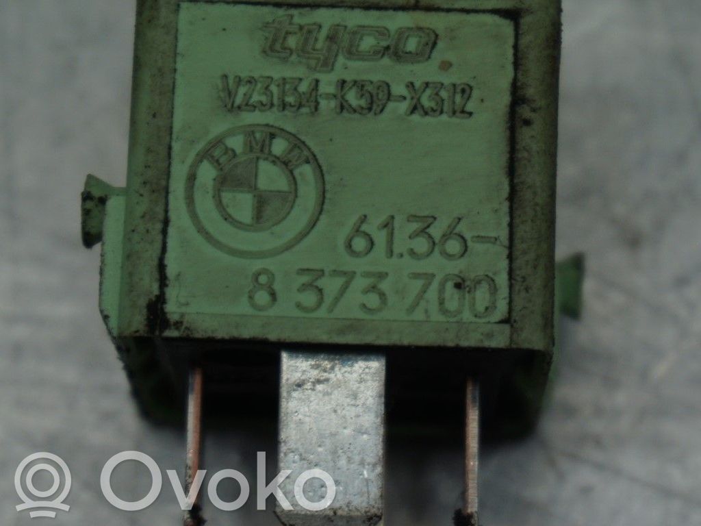 Kita rėlė   61368373700,180541,12631714976