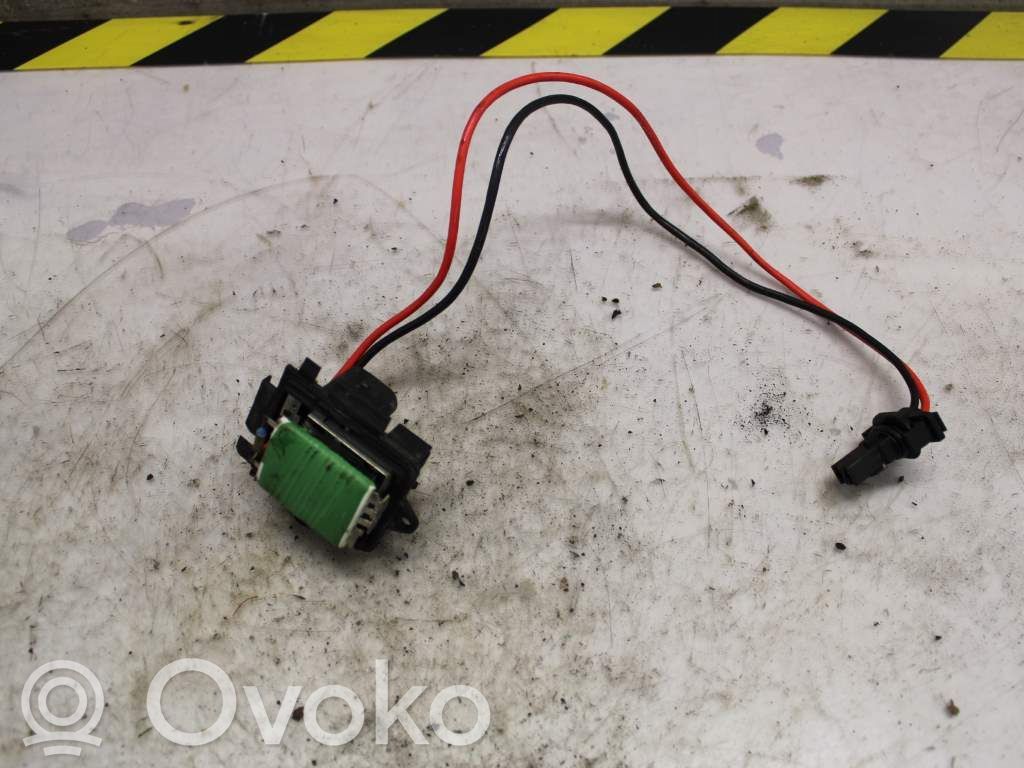 Nissan Primastar Rezystor / Opornik dmuchawy nawiewu 