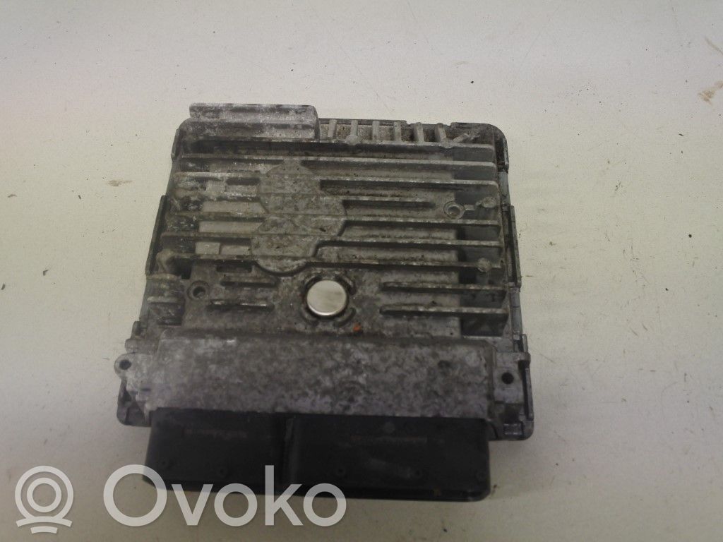 Volkswagen Golf VI Ruiskutuksen ohjainlaite/moduuli 
